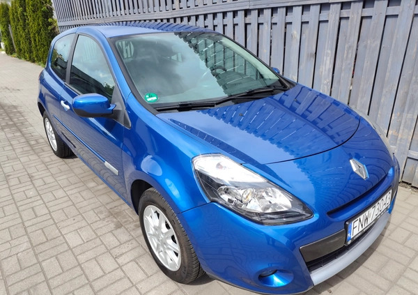 Renault Clio cena 14800 przebieg: 126552, rok produkcji 2010 z Bełżyce małe 301